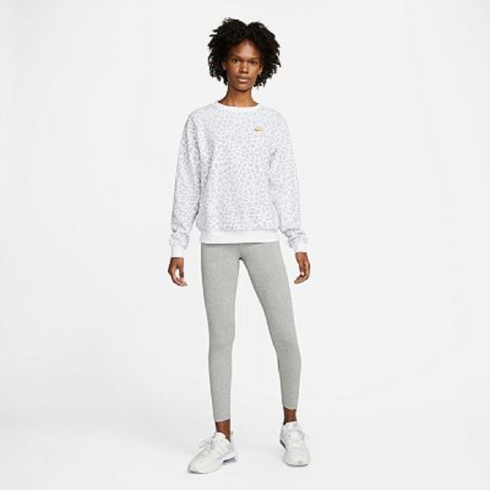 Nike Cheetah White Leopard Print Sherpa Fleece
